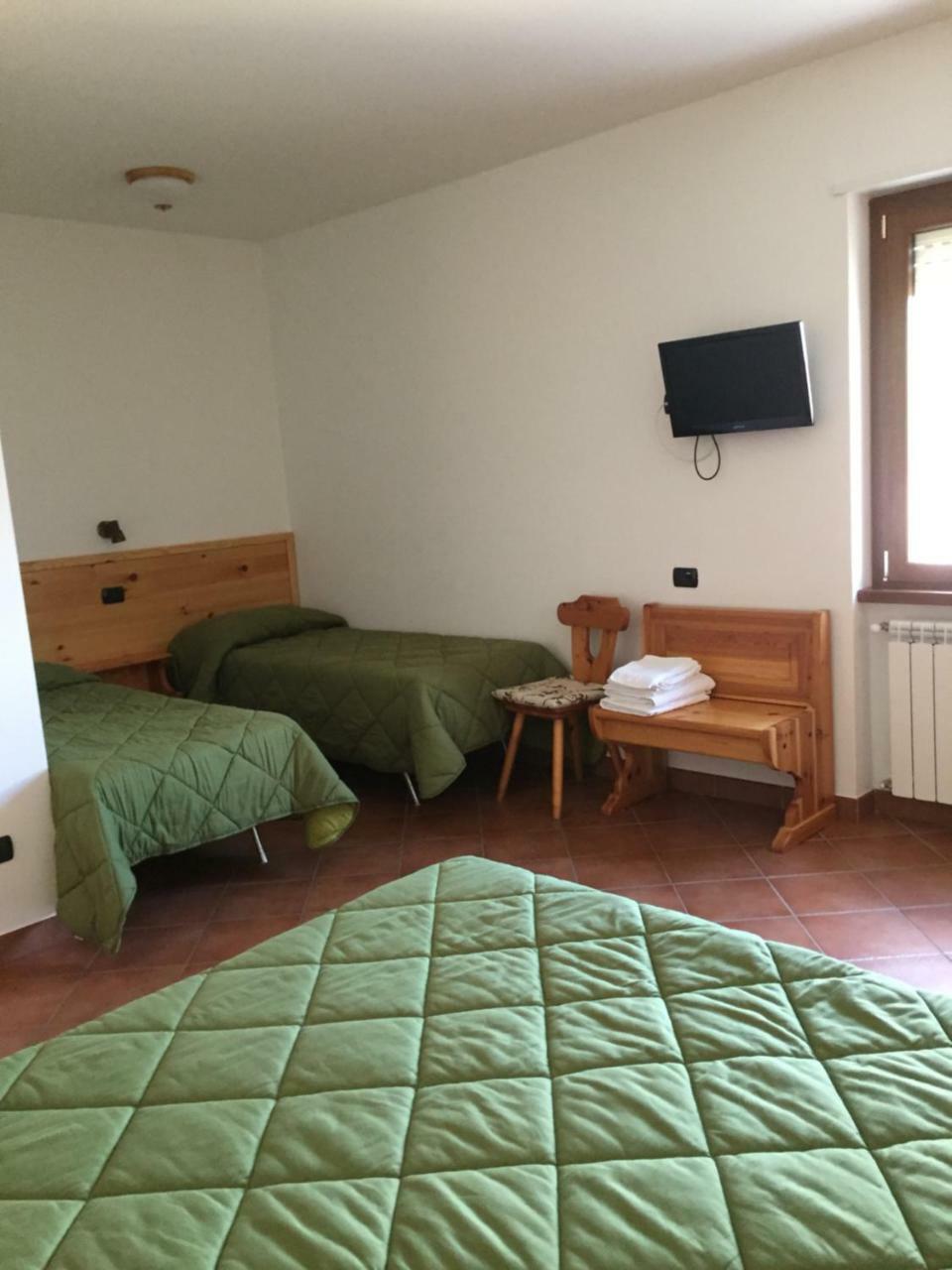 Agriturismo Fiorella กามิลยาเตลโล ซีลาโน ภายนอก รูปภาพ